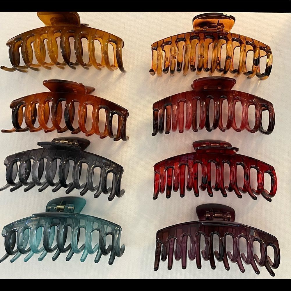 Soman 8 large claw hair clips NWT